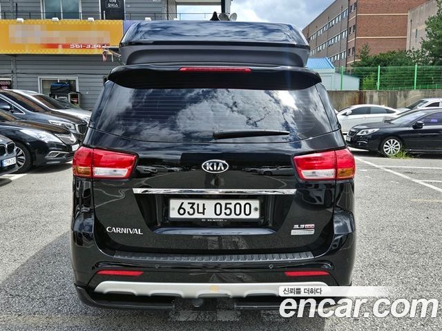 Kia Carnival из Кореи Encar
