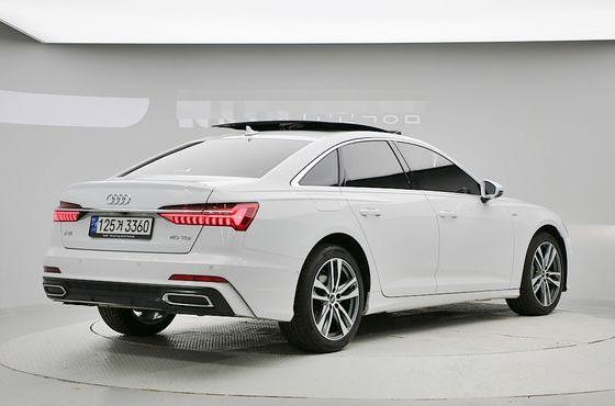 Audi A6 40 TDI Premium — пробег 73 739 км — фото 4 из 5