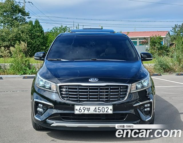 Kia Carnival из Кореи Encar