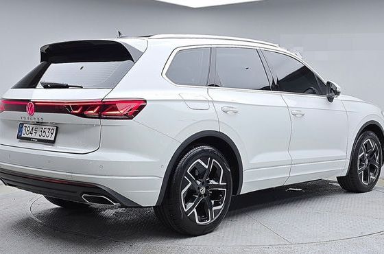 Volkswagen Touareg 3.0 TDI Prestige — пробег 11 913 км — фото 2 из 5
