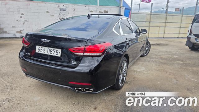 Hyundai Genesis из Кореи Encar