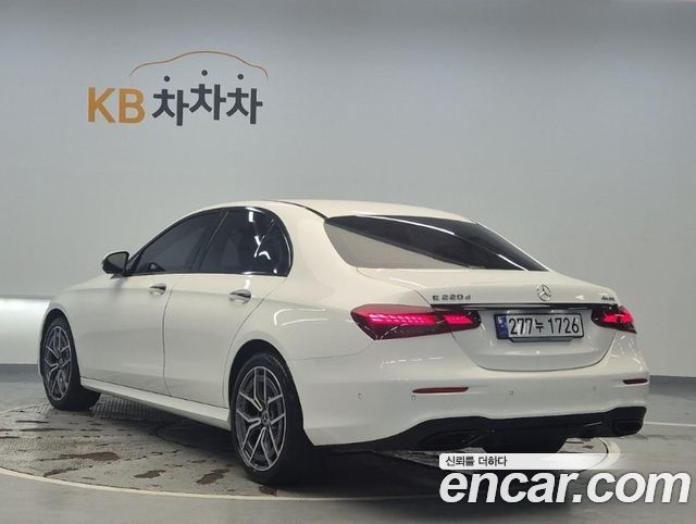 Mercedes-Benz E-Class из Кореи Encar