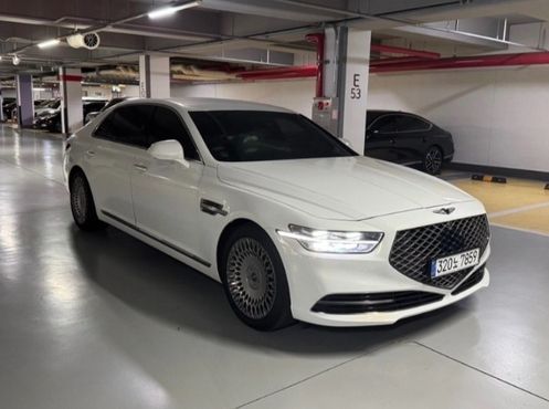 Genesis G90 5.0 AWD Prestige — пробег 56 100 км — фото 1 из 5