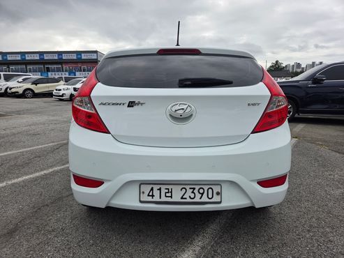 Hyundai Accent Diesel 1.6 VGT Premium — пробег 235 686 км — фото 4 из 5