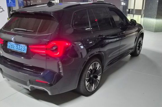 BMW iX3 M Sports — пробег 39 000 км — фото 3 из 5
