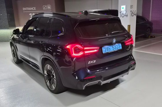 BMW iX3 M Sports — пробег 39 000 км — фото 4 из 5
