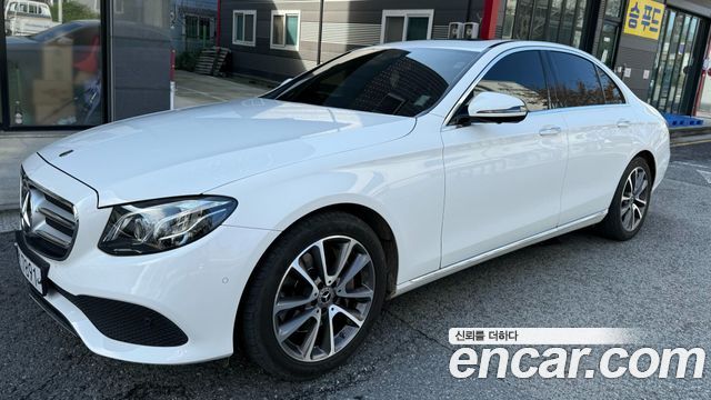 Mercedes-Benz E-Class E300 4MATIC Avnatgarde — пробег 88 787 км — фото 3 из 5