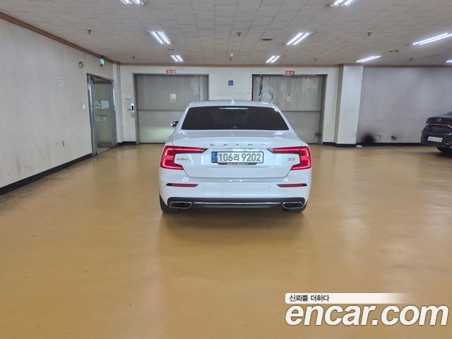 Volvo S60 из Кореи Encar