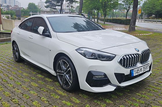 BMW 2-Series 220i M Sports — пробег 8 055 км — фото 3 из 5
