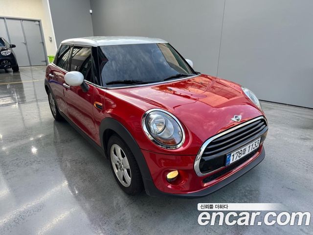 Mini Cooper 5Door Standard 3rd — пробег 74 935 км — фото 3 из 5