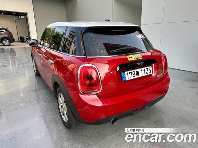 Mini Cooper 5Door Standard 3rd — пробег 74 935 км — фото 4 из 5