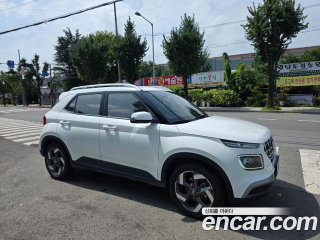 Hyundai Venue из Кореи Encar