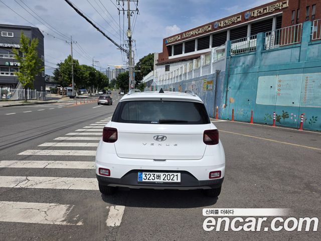 Hyundai Venue из Кореи Encar