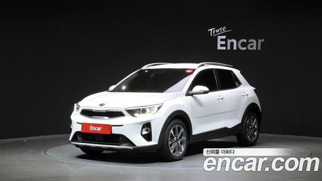 Kia Stonic из Кореи Encar
