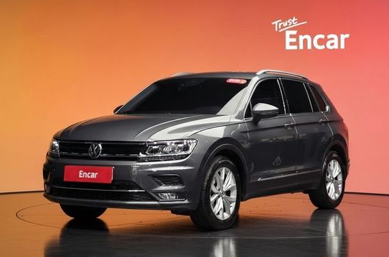 Volkswagen Tiguan 2.0 TDI Premium — пробег 72 141 км — фото 1 из 5