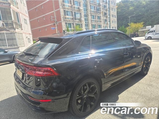 Audi Q8 45 TDI Quattro — пробег 133 000 км — фото 3 из 5