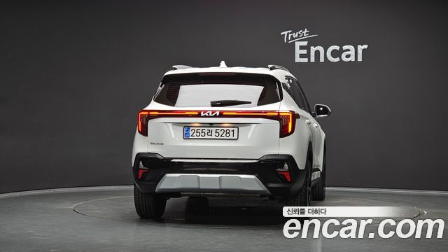 Kia Seltos из Кореи Encar