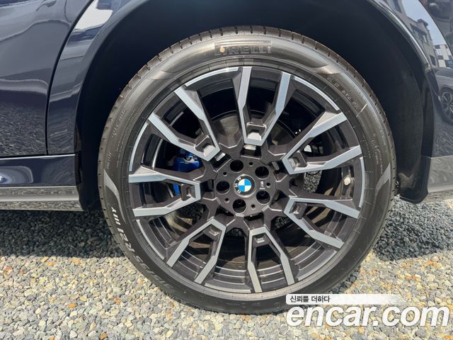 BMW X6 xDrive40i M Sport — пробег 2 698 км — фото 5 из 5