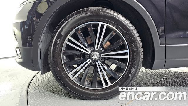Volkswagen Tiguan из Кореи Encar