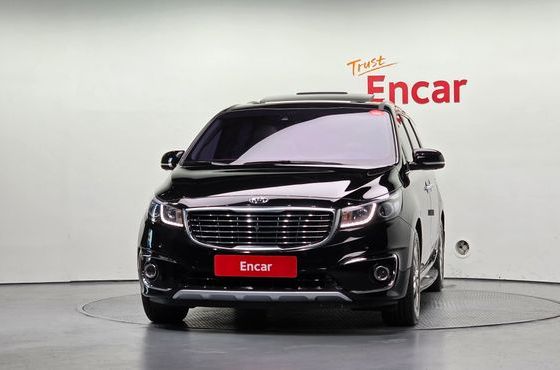 Kia Carnival 9-seater Noblesse — пробег 215 738 км — фото 3 из 5