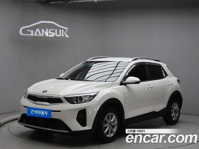 Kia Stonic 1.4 Deluxe — пробег 65 211 км — фото 1 из 5