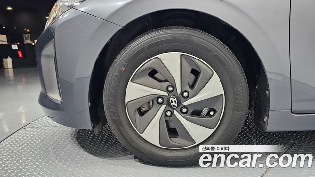 Hyundai Ioniq I Plus — пробег 109 939 км — фото 5 из 5