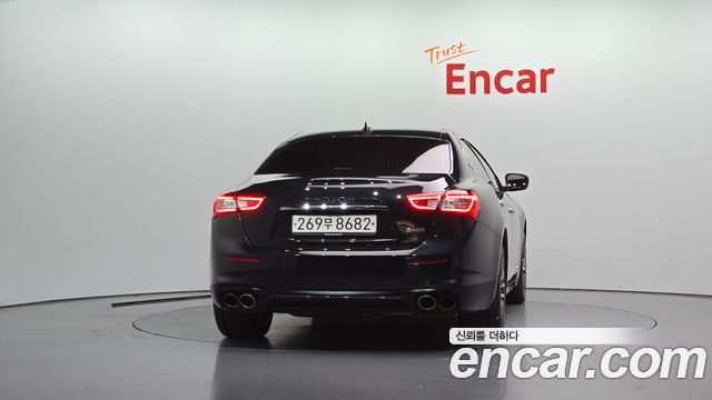 Maserati Ghibli из Кореи Encar