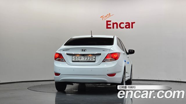 Hyundai Accent 1.4 VVT Modern — пробег 63 017 км — фото 4 из 5