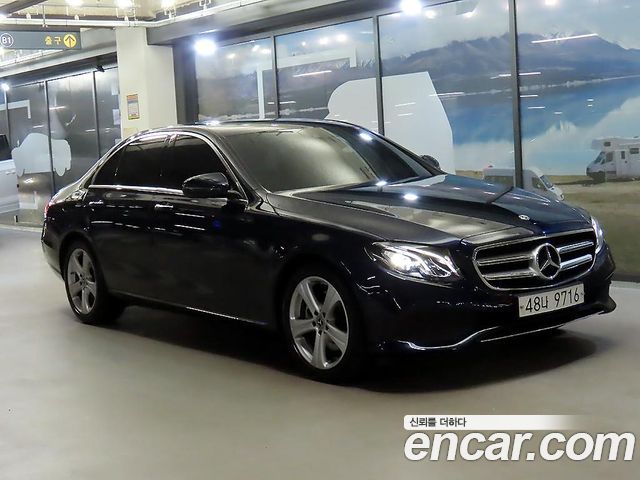 Mercedes-Benz E-Class E200 Avantgarde — пробег 60 000 км — фото 1 из 5