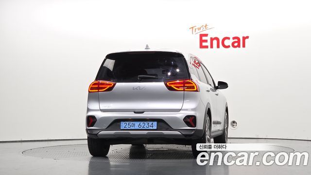 Kia Niro Air — пробег 73 153 км — фото 4 из 5
