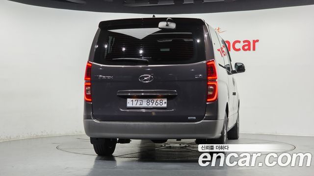 Hyundai Starex из Кореи Encar