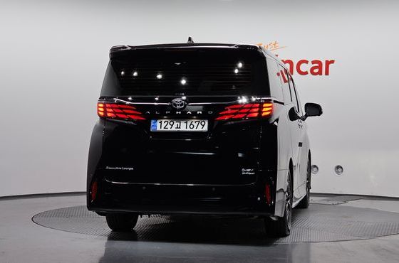 Toyota Alphard 2.5 HEV Executive AWD — пробег 27 797 км — фото 4 из 5