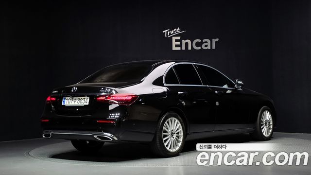 Mercedes-Benz E-Class E220d 4MATIC Exclusive — пробег 125 258 км — фото 2 из 5