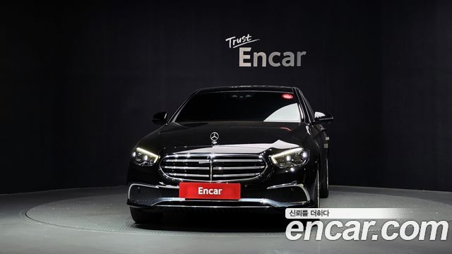 Mercedes-Benz E-Class E220d 4MATIC Exclusive — пробег 125 258 км — фото 3 из 5