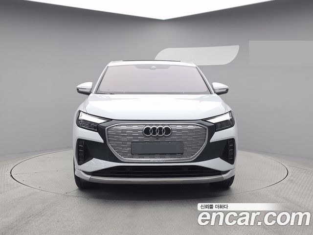 Audi Q4 e-tron 40 Sportback — пробег 43 306 км — фото 3 из 5
