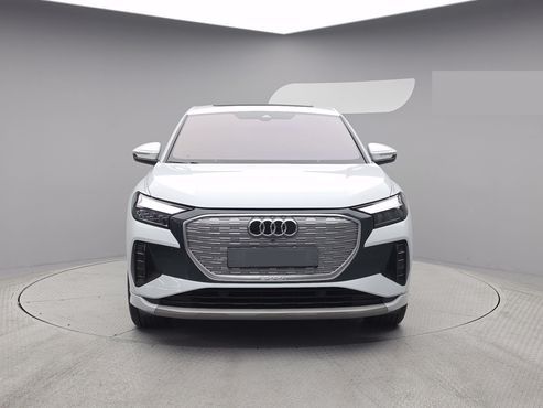 Audi Q4 e-tron 40 Sportback — пробег 43 306 км — фото 3 из 5
