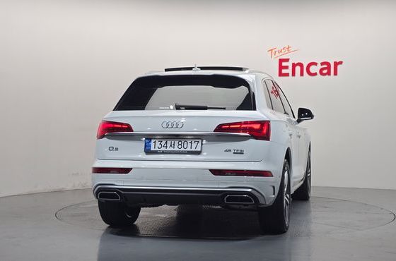 Audi Q5 45 TFSI Quattro Premium — пробег 49 257 км — фото 4 из 5