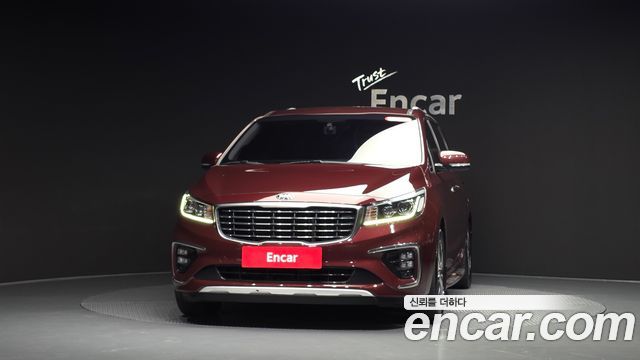 Kia Carnival 9-Seater Luxury — пробег 98 722 км — фото 3 из 5