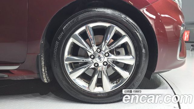 Kia Carnival 9-Seater Luxury — пробег 98 722 км — фото 5 из 5