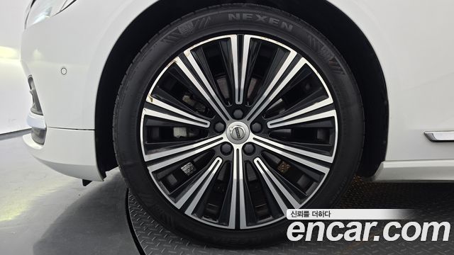 Volvo S90 из Кореи Encar