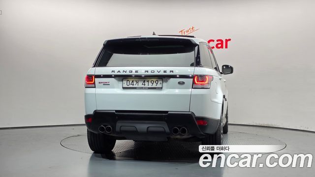 Land Rover Range Rover Sport 3.0 SDV6 HSE Dynamic — пробег 110 539 км — фото 4 из 5