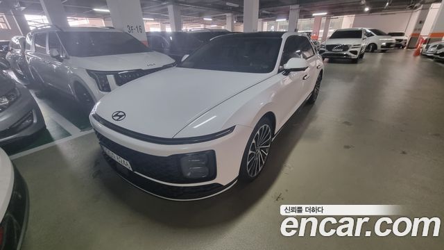 Hyundai Grandeur Calligraphy — пробег 10 000 км — фото 2 из 5