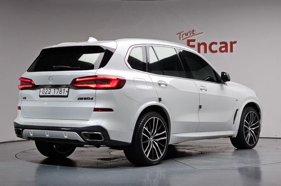 BMW X5 M50d First Edition — пробег 59 372 км — фото 2 из 5
