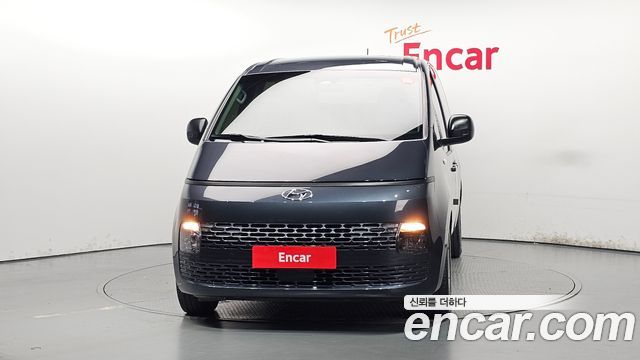 Hyundai Staria Tourer 11-Seater Smart — пробег 71 137 км — фото 3 из 5