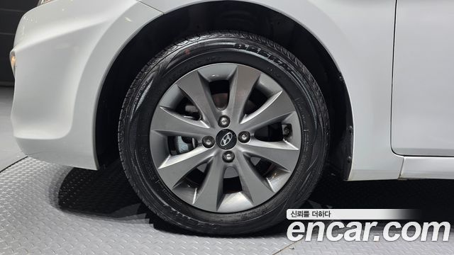 Hyundai Accent из Кореи Encar