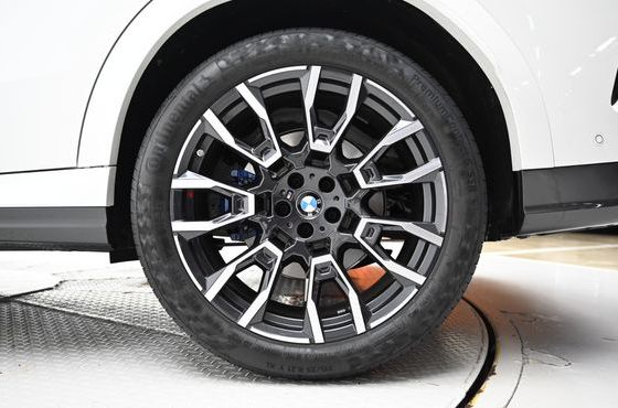 BMW X6 xDrive40i M Sport — пробег 4 027 км — фото 5 из 5