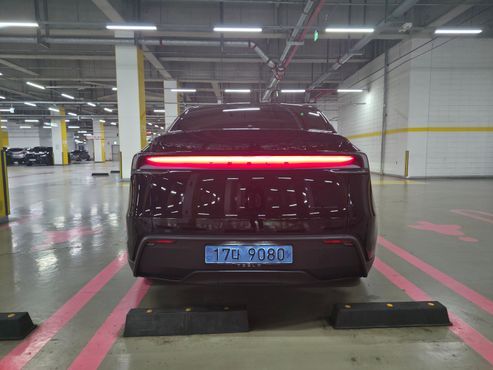 Tesla Model Y Premium Long Range AWD — пробег 1 500 км — фото 5 из 5