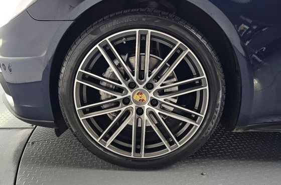Porsche Panamera 3.0 AWD — пробег 71 029 км — фото 5 из 5