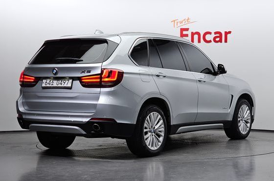 BMW X5 xDrive 30d — пробег 184 948 км — фото 2 из 5