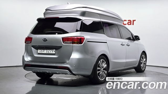 Kia Carnival из Кореи Encar